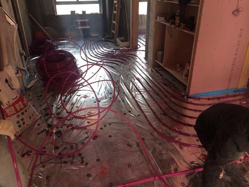建华家苑地暖隐蔽工程施工