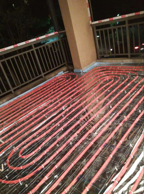 东海水景城和苑住宅地暖施工