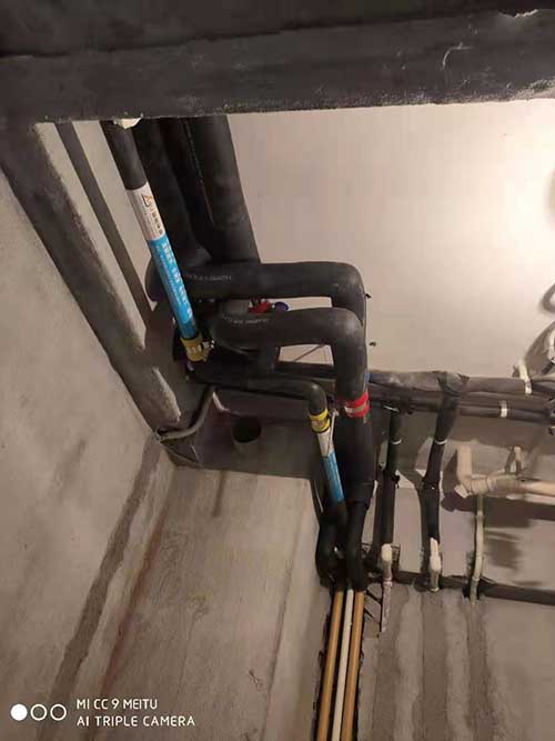 特灵空调地暖二合一水系统施工