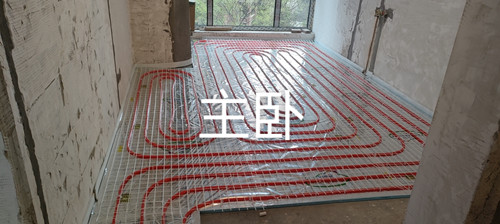 红郡御庄威能锅炉地暖施工