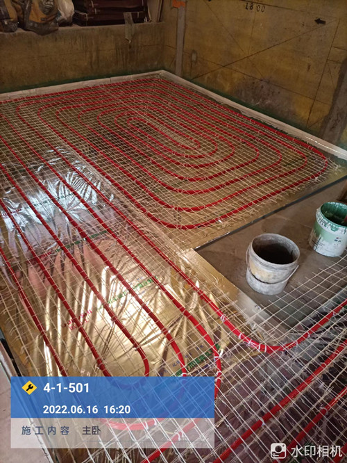东裕华庭威能地暖施工