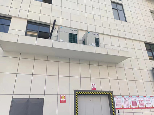 绍兴厂区中央空调设备安装现场